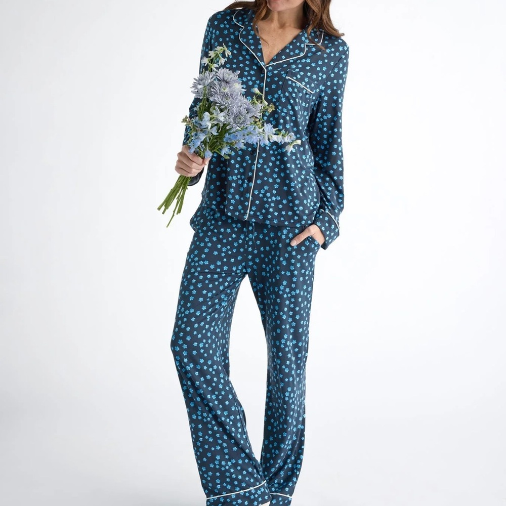 Cozy Earth Bamboo Stretch-Knit Long Sleeve Pajama Set Forget Me Nots Size L